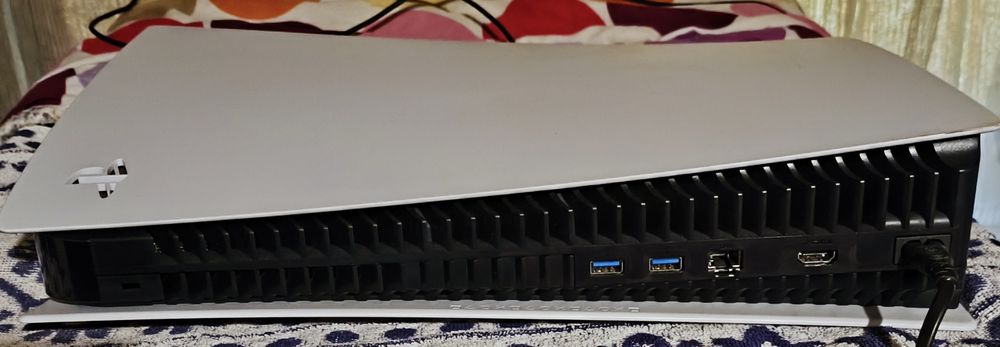 Плейстейшън 5 Digital edition.