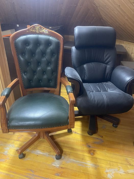 Кожанные кресло!!