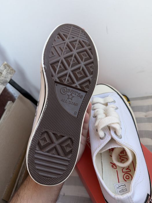 Converse Chuck tenesi unisex albi cu sireturi oversized marimea 41.5 noi originali
