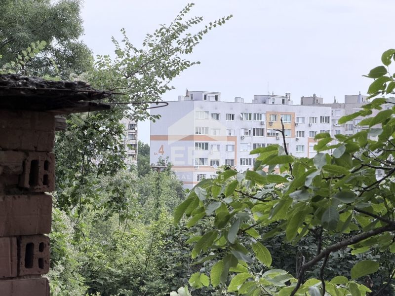ЕКСКЛУЗИВНО! ЕРА Дръстър предлага за продажба вила в близост до бензин