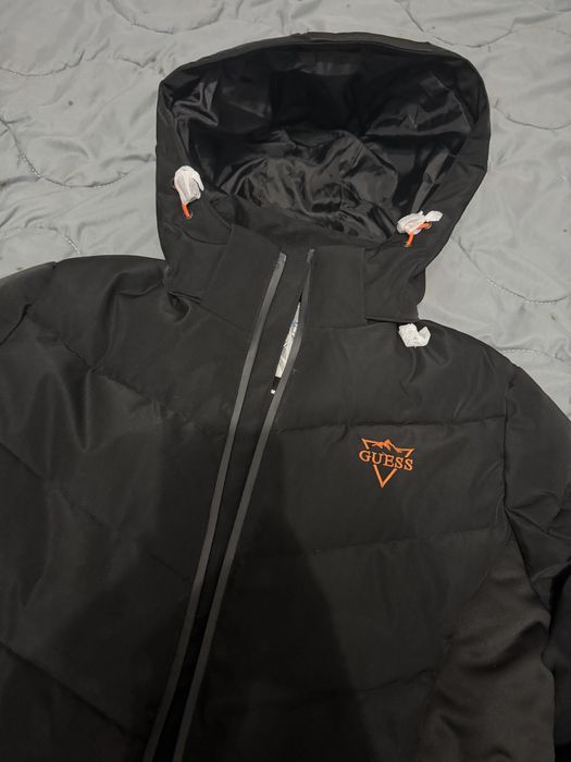 Geaca guess ski   marimea s