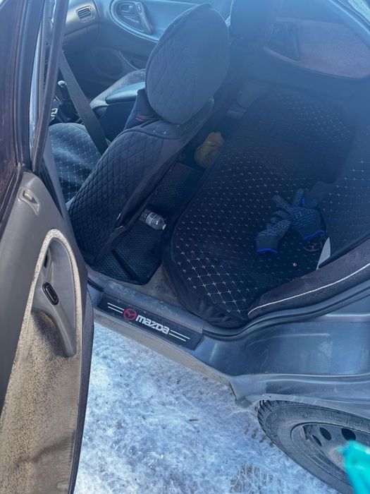 Продам машину  мазда 626