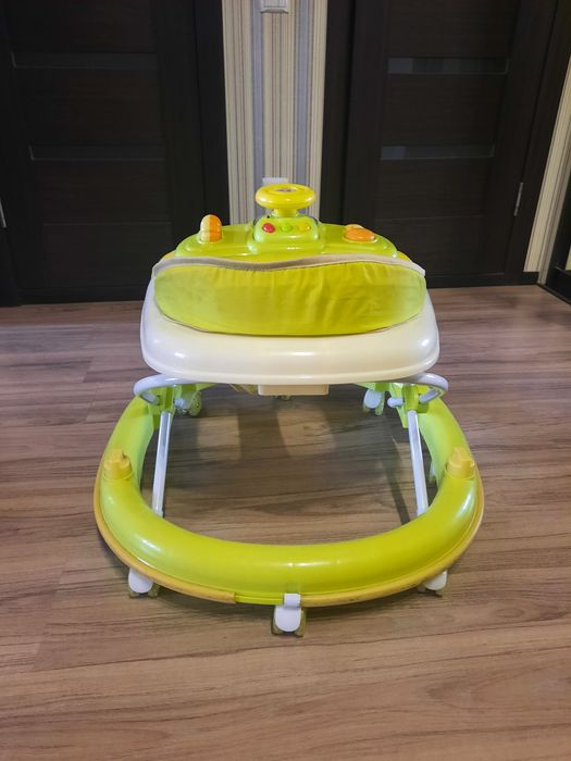 Продам ходунки детские