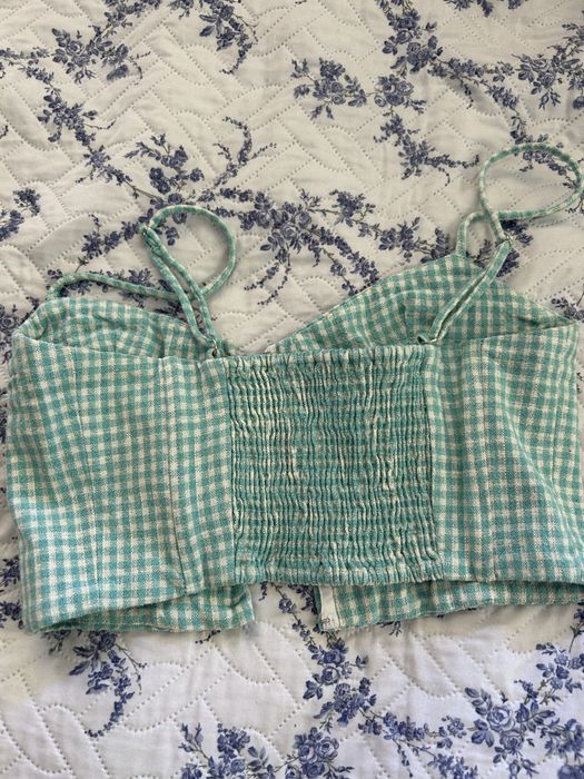 Топ от Zara - 5 лв