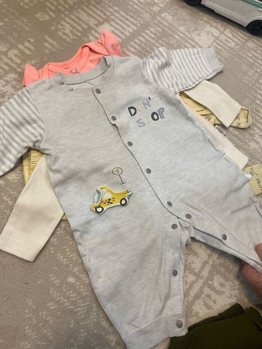 Одажда для маленьких все за 5000