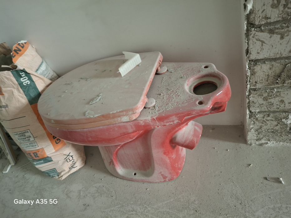 Унитаз для рабочих