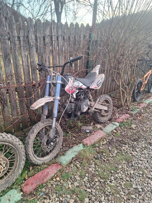 Cross 107cc funcționabil