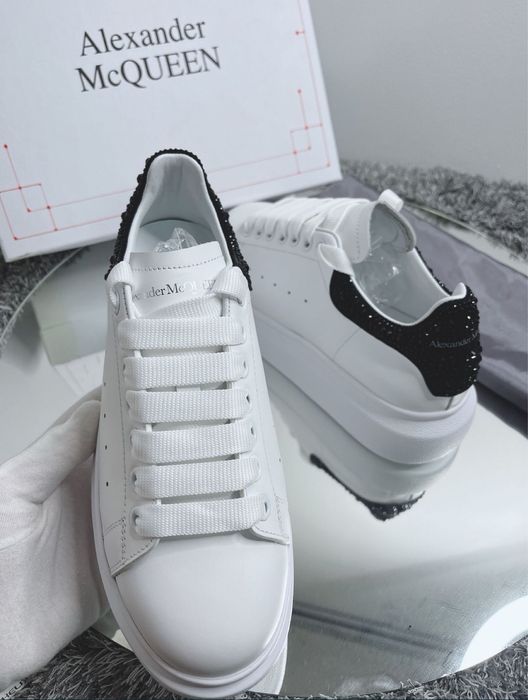 Adidasi Alexander Mcqueen cu cristale albi crystals piele