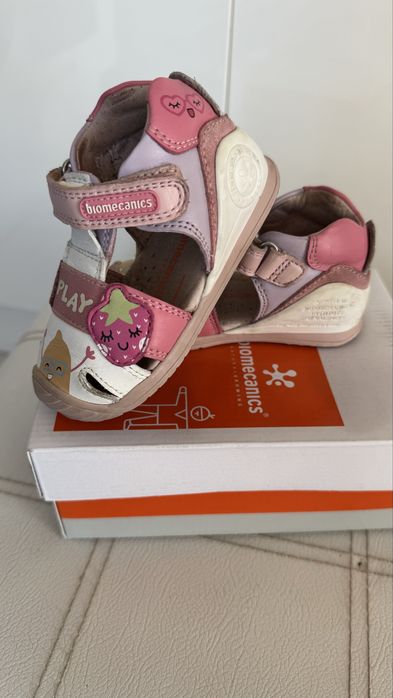 Детски сандали Biomecanics и Garvalin