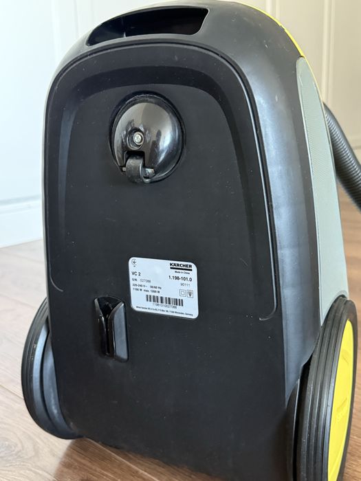 Пылесос Karcher VC2