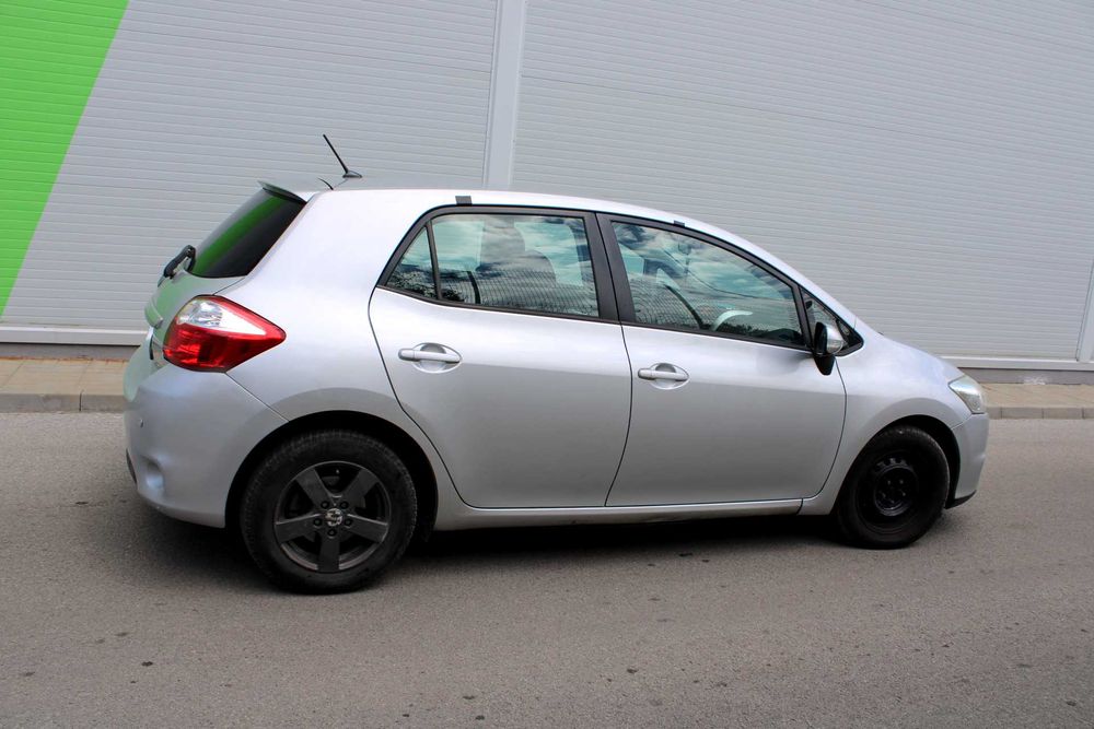 Toyota Auris 1.6 132кс бензин 2013 авг.+ ГАЗОВ Инж