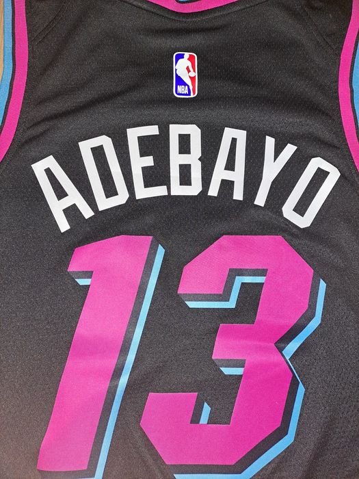 Vând Tricou Miami Heat