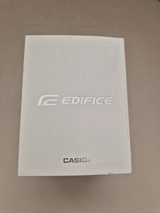 Часы Casio Edifice.