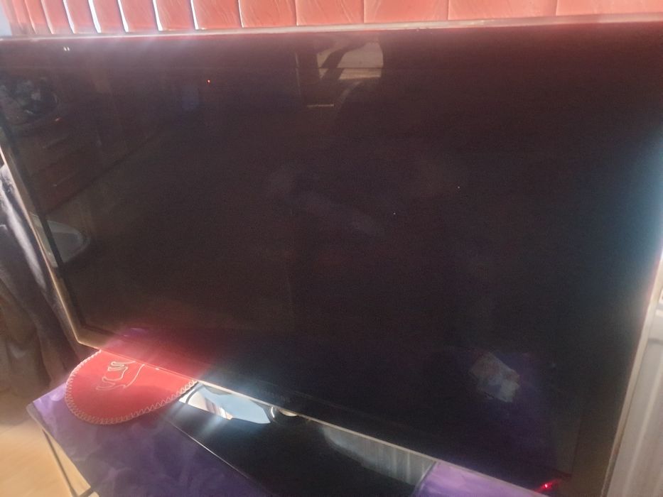 Tv smart și non smart samsung și telefunken