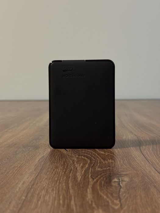 WD Elements 4TB - Преносим външен хард диск (USB 3.0)