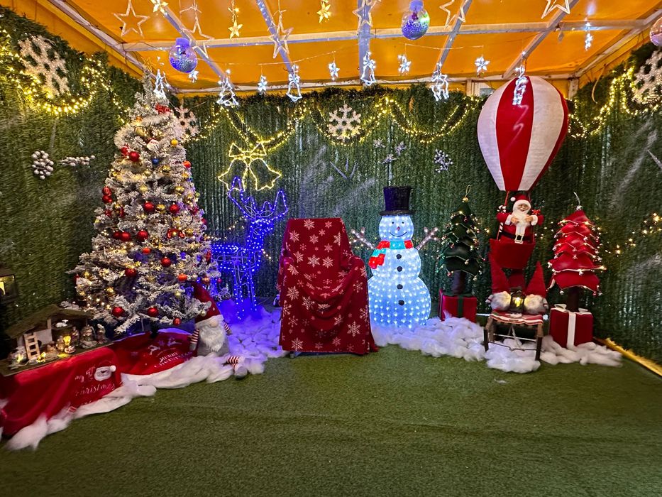 Продавам коледна украса