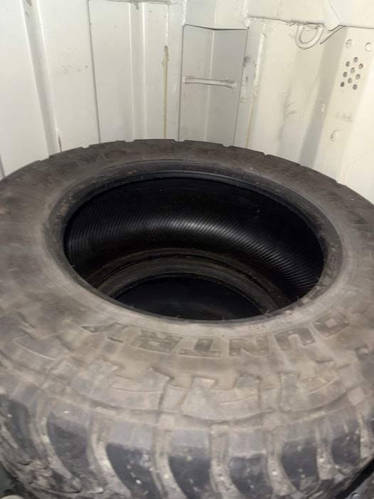 Продам резину грязевую