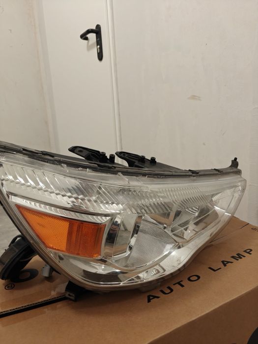 Фар десен Mitsubishi ASX Оригинален