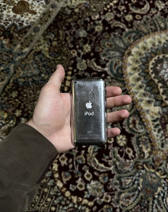 ipod touch 4 32 gb bu mp3 player sim karta oqimaydi