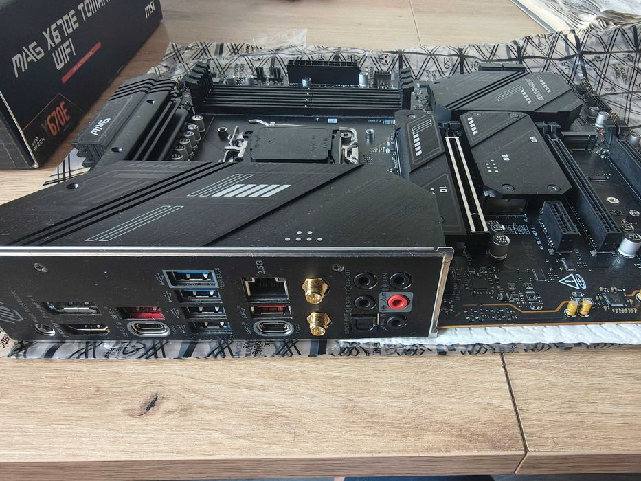 MSI X670E Tomahawk WiFi – топ  дъно за AM5