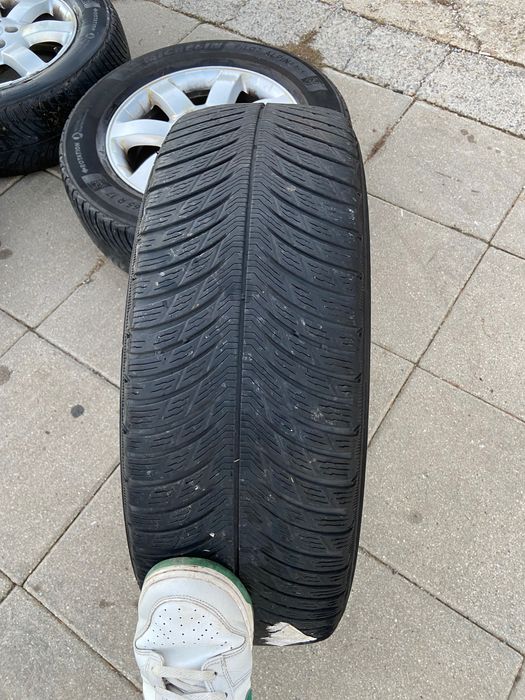 Гуми с Джанти за Honda 225/65 R17