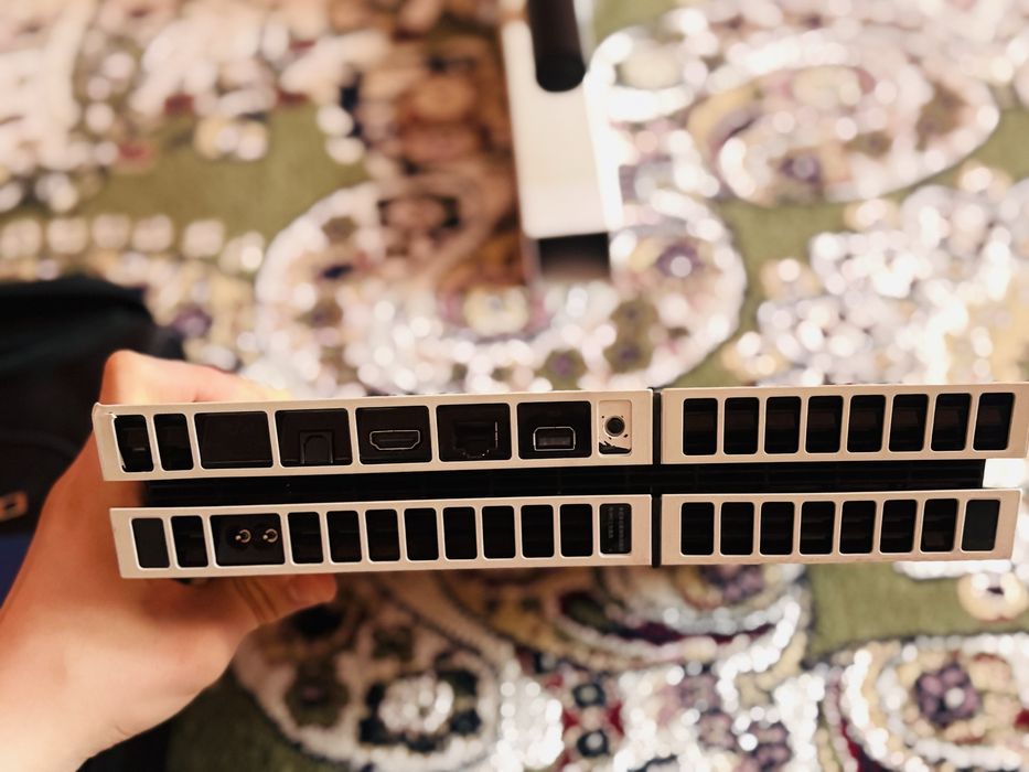 Продам ps4 sony