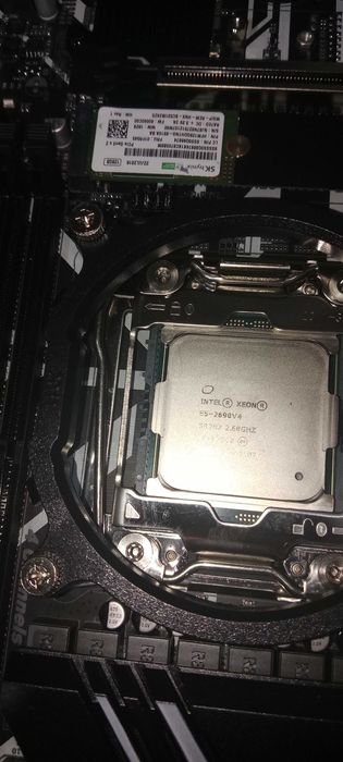 X99 xd4 + 2690v4 + nvme 128gb hynix