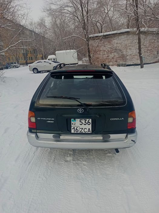 Тайота Королла..