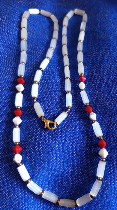 Винтажные чешские сатиновые бусы