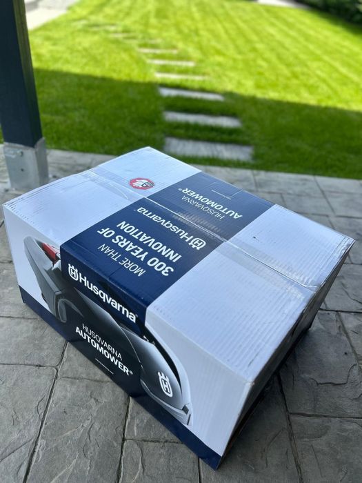 Robot de tuns iarba Husqvarna nou - cu factură eMag