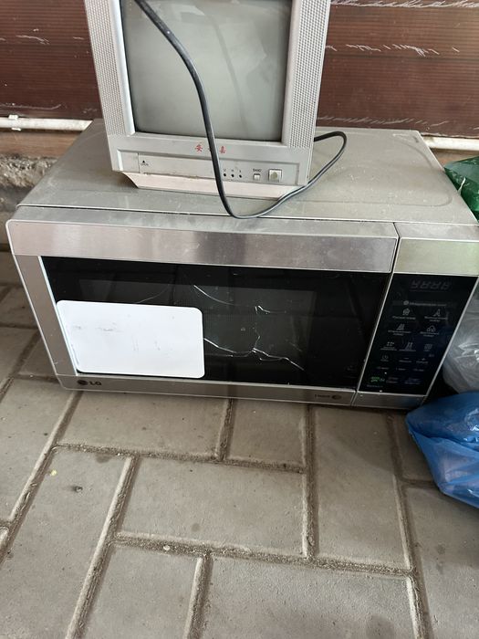 Продам б/у бытовую технику.