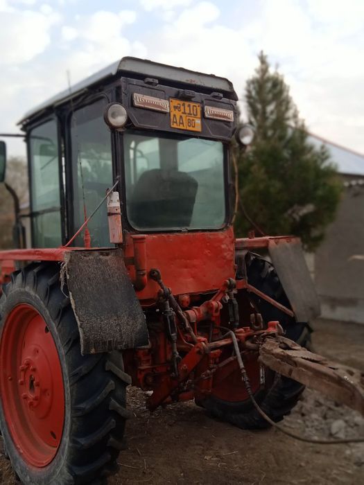 Traktor t28 yangi