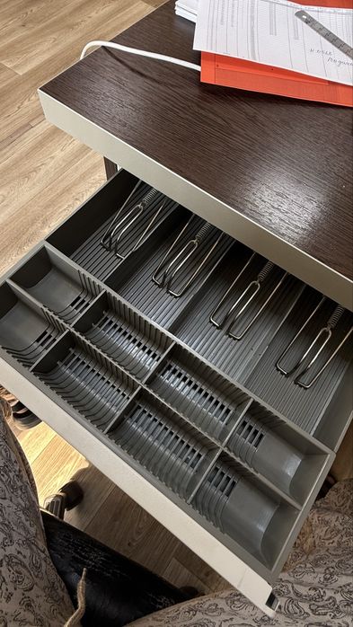Продам офисную мебель