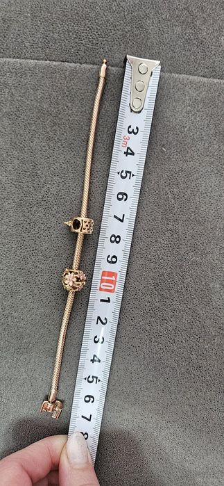 Гривна Пандора позлатена с розово злато с 2 талисмана