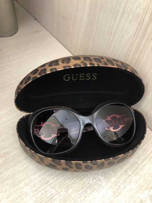 Guess слънчеви очила