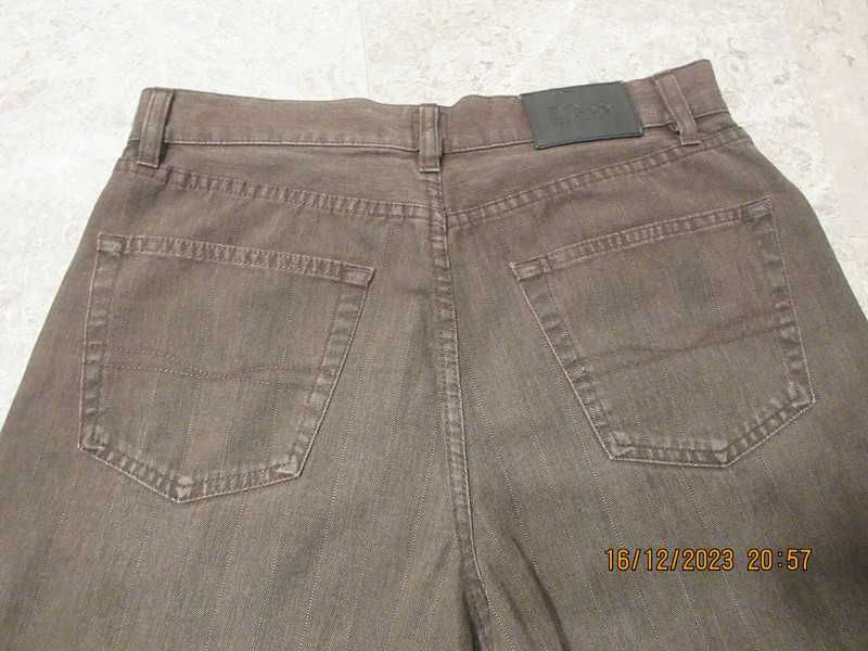 Blugi Hugo Boss Talie 33/84 cm.