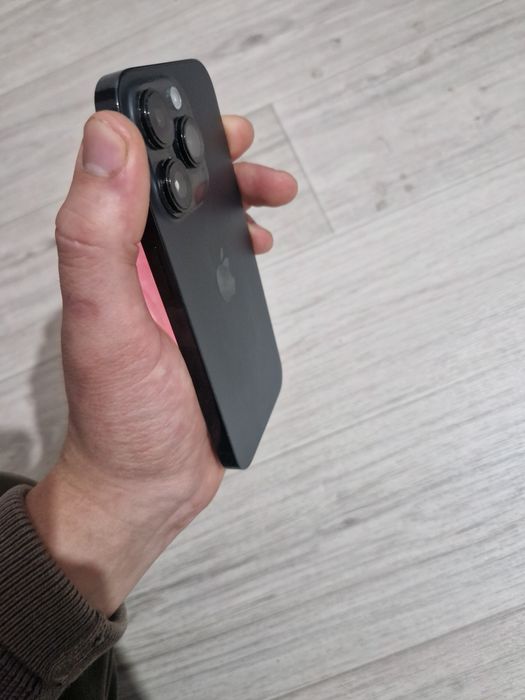 Айфон продаётся в хорошем состоянии