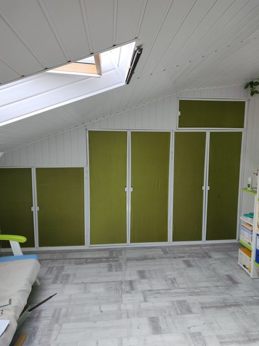 Vânzare apartament 3 camere utilat și mobilat