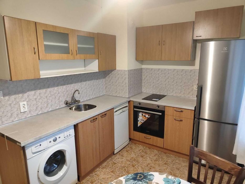 Дава се под наем Двустаен апартамент в София, Полигона - 70 кв.м за 500 € - Снимка #5