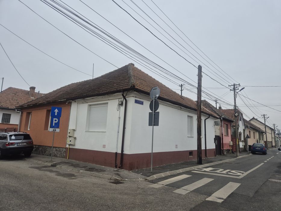 Vând duplex in Sibiu, singur in curte zona Piața Cluj
