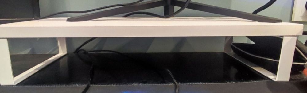 Полка под монитор новый