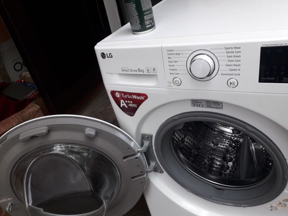 Mașină de spălat automată LG de 8 kg