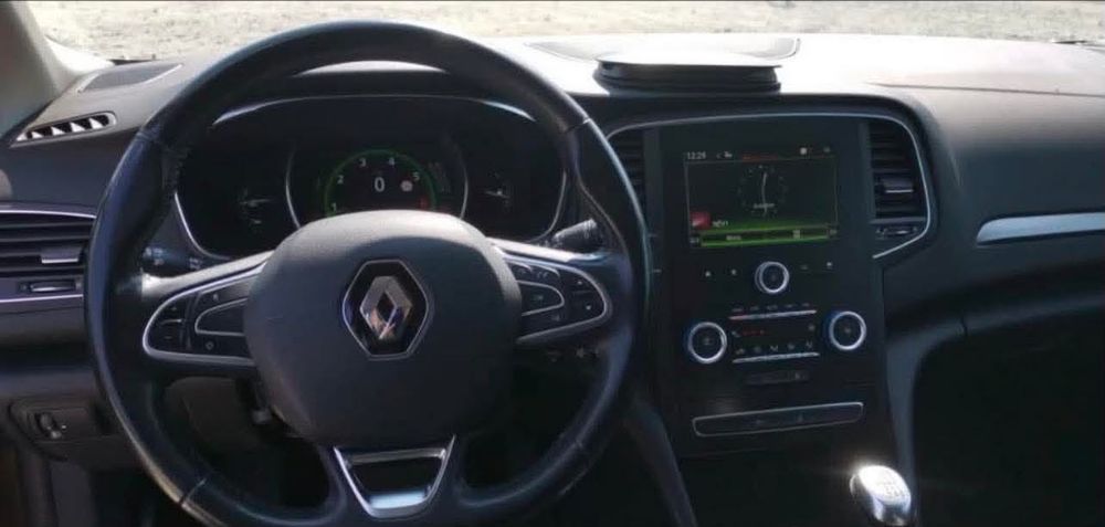 Renault Megane 2017 | 111k km | Full extra | Gata de drum – 7500 FIX