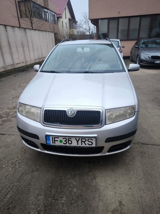 Vănd Skoda Fabia automata
