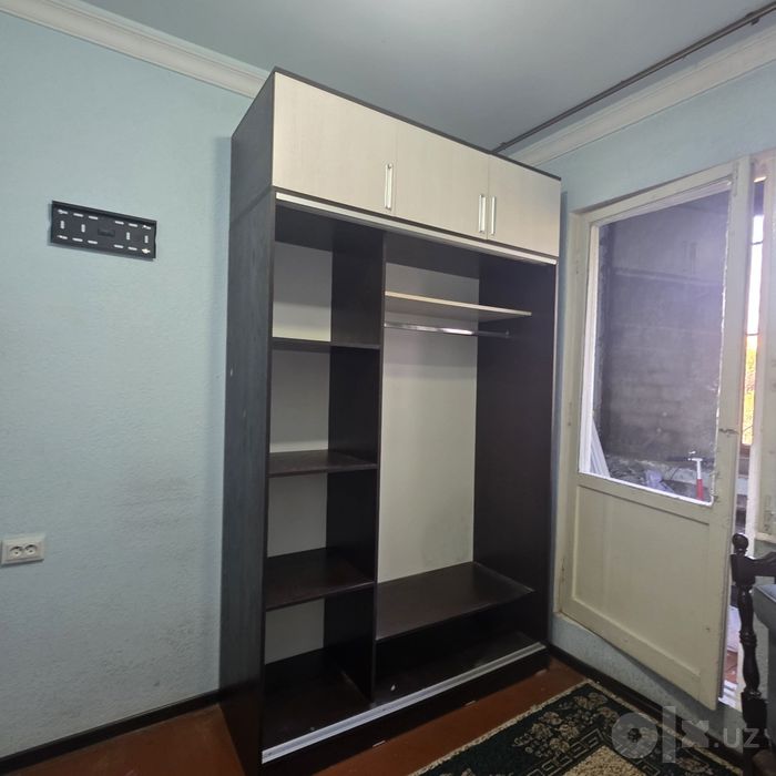 Срочно продам шкаф купе