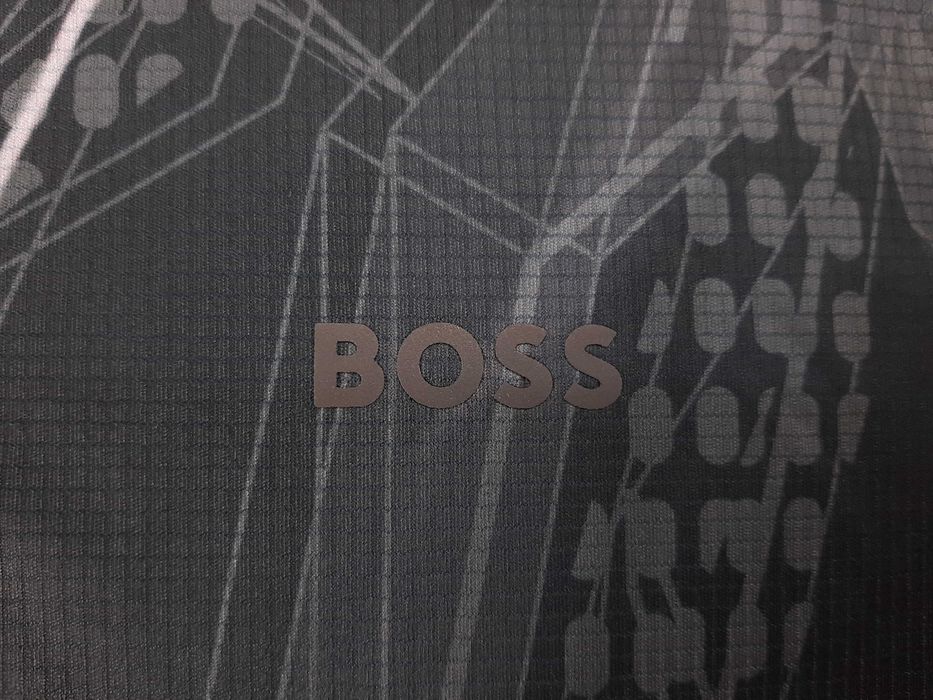 Hugo Boss Paddy Desert Active - Оригинална мъжка тениска с яка р-р M