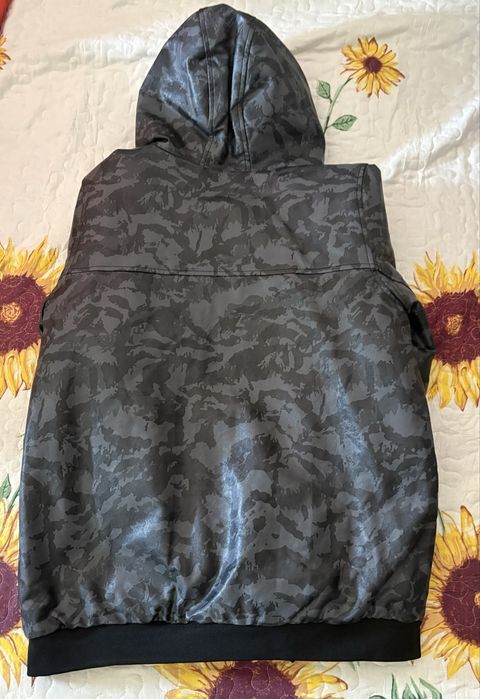 Geaca cu blanita pentru baieti