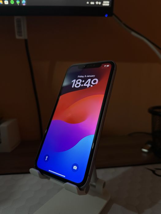 Telefon Apple iPhone 11