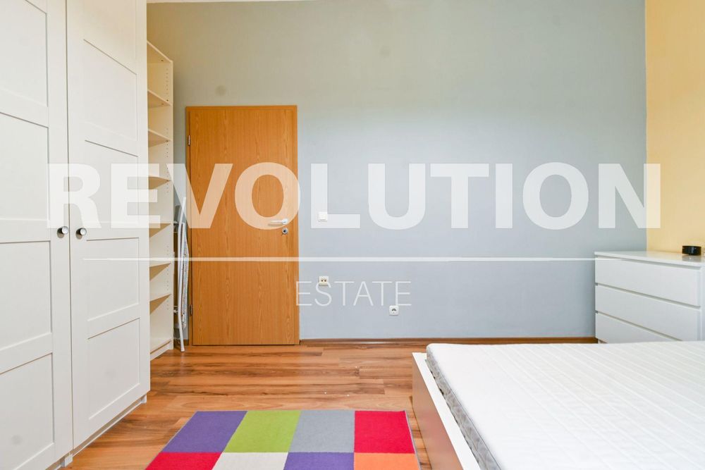 Дава се под наем Двустаен апартамент в София, Център - 65 кв.м за 766 € - Снимка #8