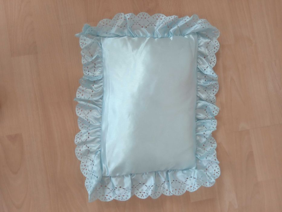 Детска възглавница със покривало